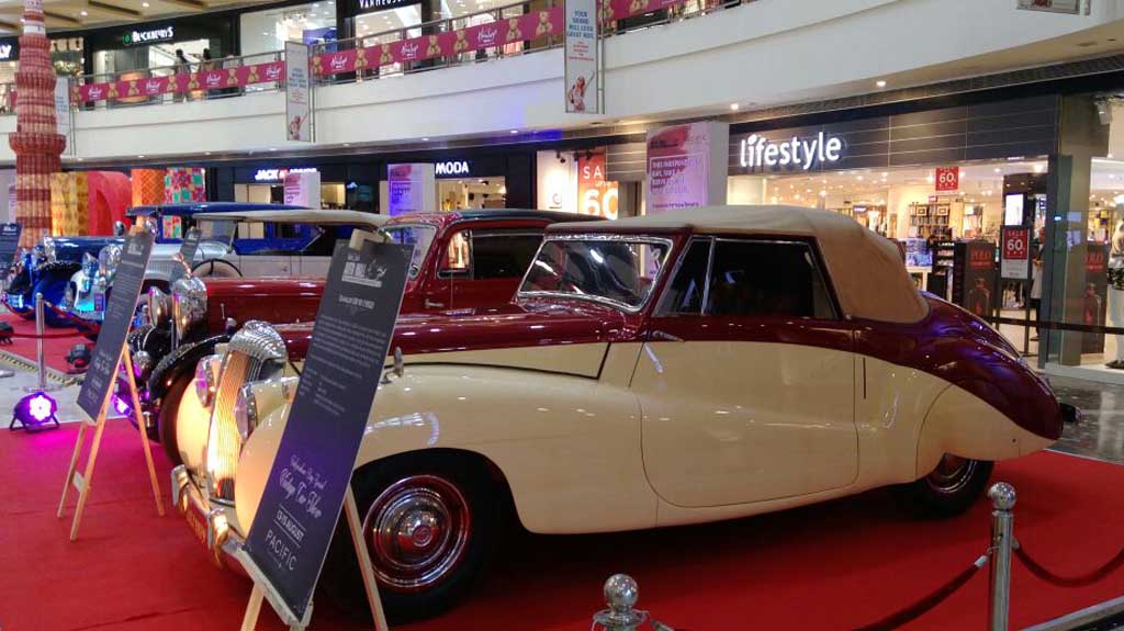 Pacific Mall ( Vintage Show on the occassion of Independence Day )